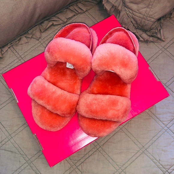 Pink Ugg slipper sandals - Picture 3 of 4